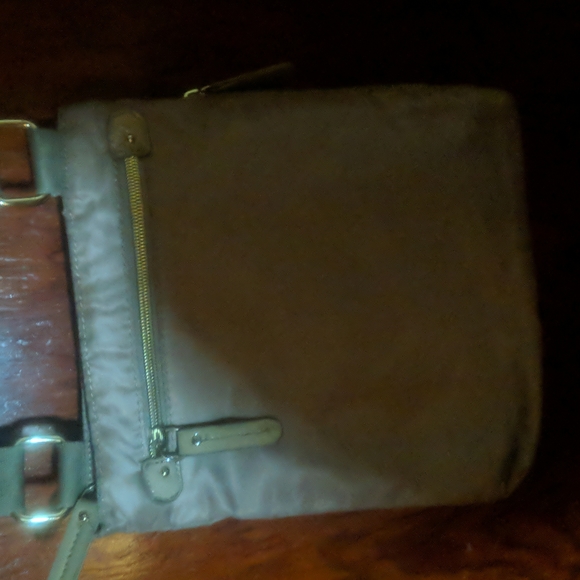 Crossbody bag Franco Sarto tan with gold hardware - Picture 4 of 8